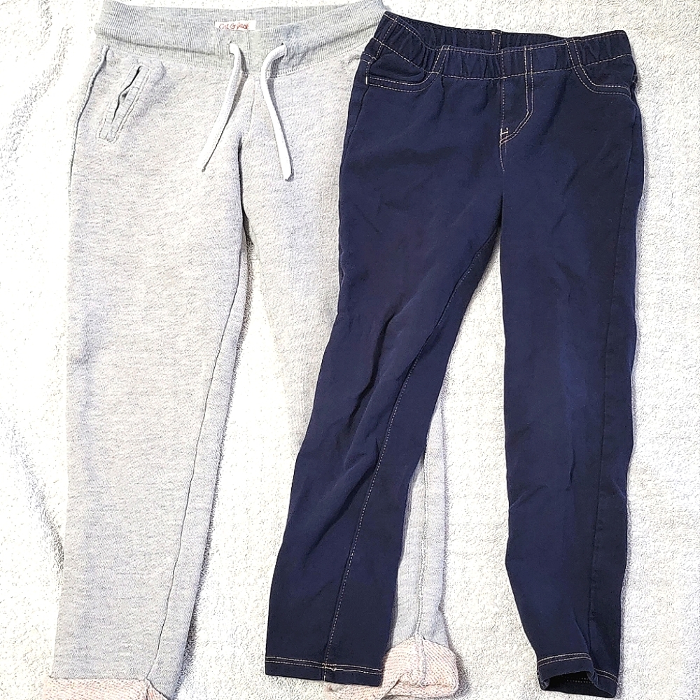 2 Pairs of 4T/5T Cat and Jack Pants